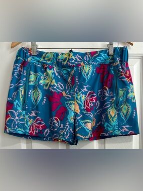 Reel Legends Women's Adventure Shorts Teal/Turquoise print Spandex Size Medium